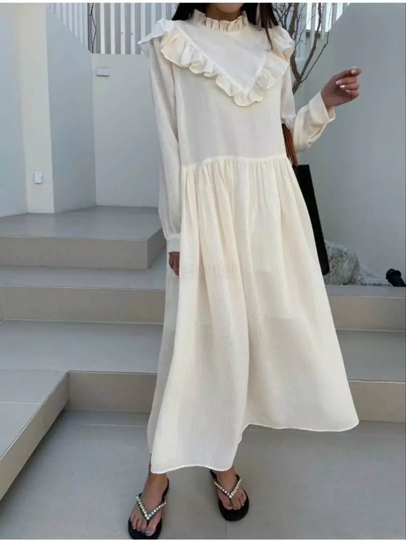 Matilda - Korean Women Fashion - #restrostyle - V Shirring One-piece - 3