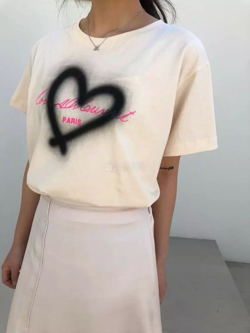 Matilda - Korean Women Fashion - #womensfashion - Heart Tee - 2