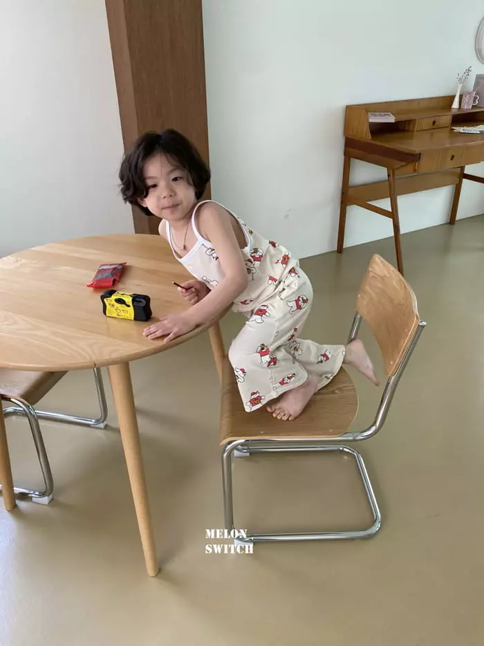 Melon Switch - Korean Children Fashion - #prettylittlegirls - Picnic Bear Sleeveless Top Bottom Set - 7