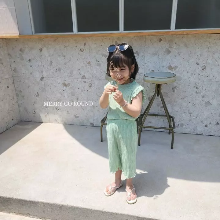 Merry Go Round - Korean Children Fashion - #designkidswear - Pastel Wrinkle Top Bottom Set - 2