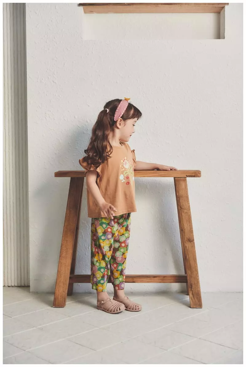 Mimico - Korean Children Fashion - #kidsshorts - Cloea Flower Wrinkle Pants - 6
