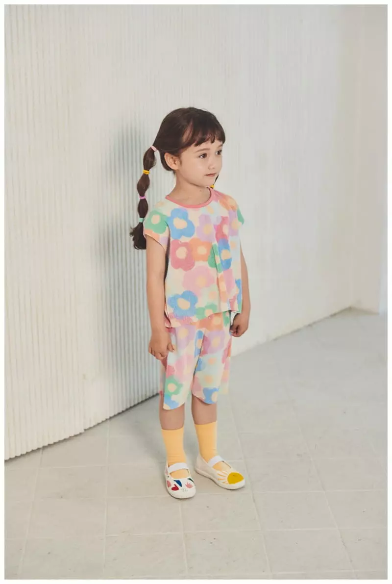Mimico - Korean Children Fashion - #littlefashionista - Flower Wrinkle Top Bottom Set - 7