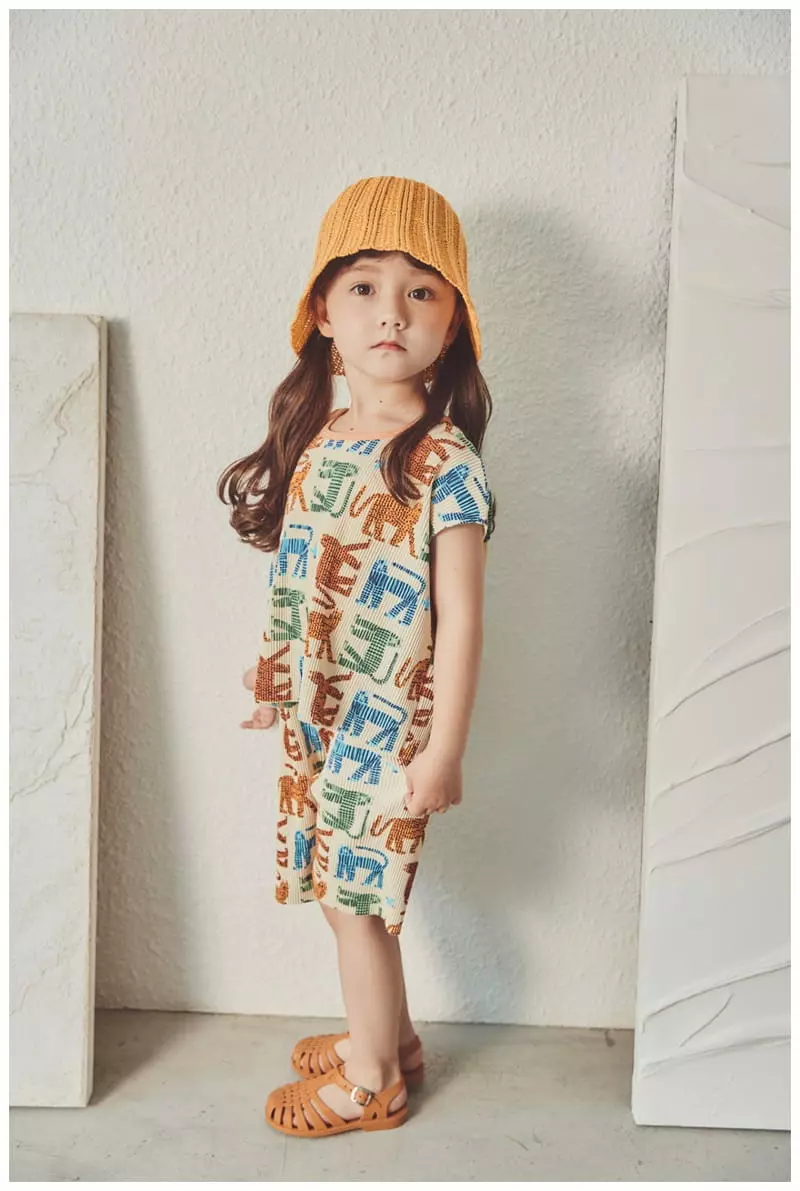 Mimico - Korean Children Fashion - #minifashionista - Leopard Wrinkle Top Bottom Set - 8