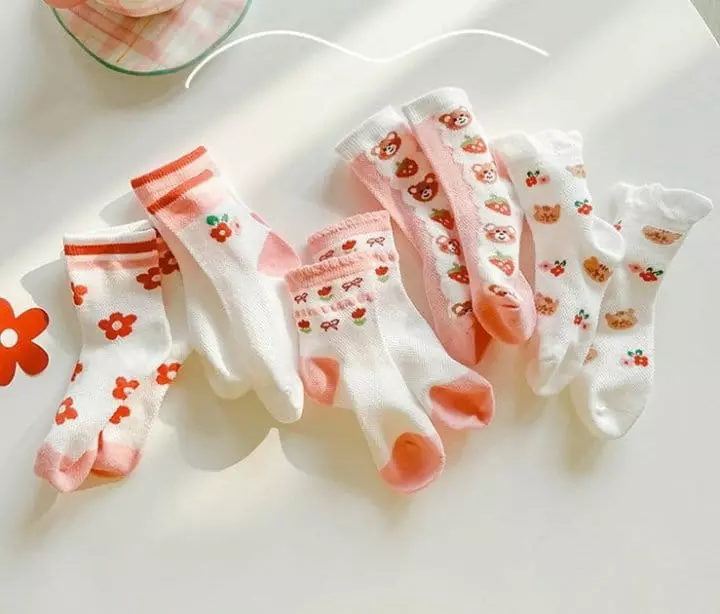 Miso - Korean Children Fashion - #childofig - Flower Strawberry Socks Set - 6
