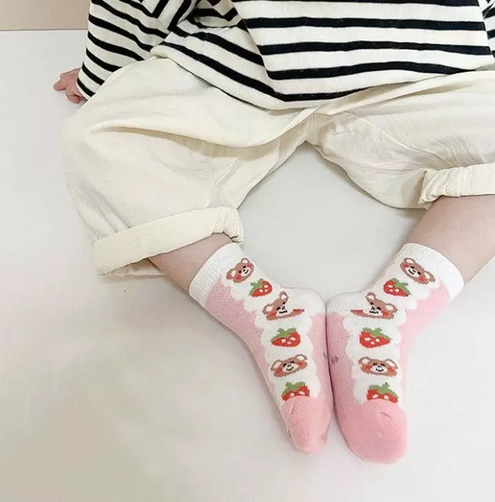 Miso - Korean Children Fashion - #childofig - Flower Strawberry Socks Set - 7