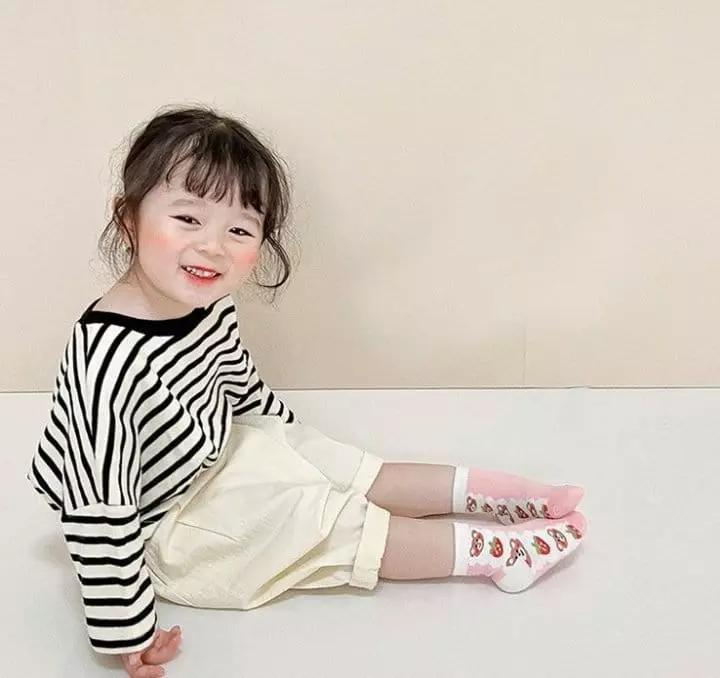 Miso - Korean Children Fashion - #childrensboutique - Flower Strawberry Socks Set - 8
