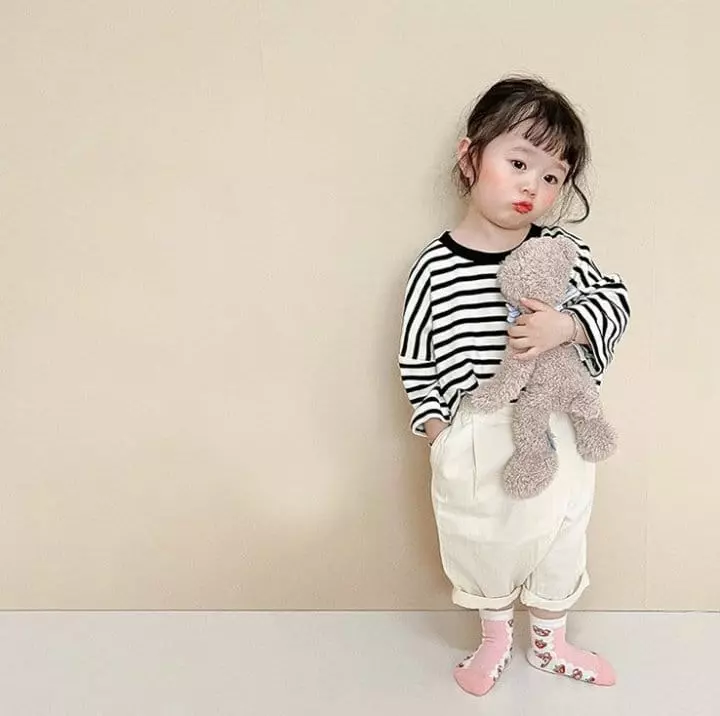 Miso - Korean Children Fashion - #designkidswear - Flower Strawberry Socks Set - 9