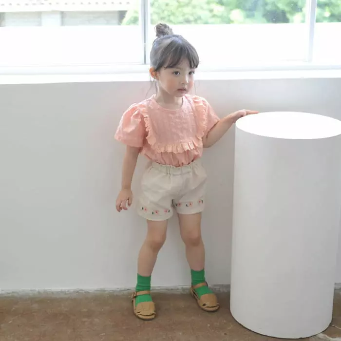 Momo Ann - Korean Children Fashion - #discoveringself - Flower Embroidery Shorts - 8