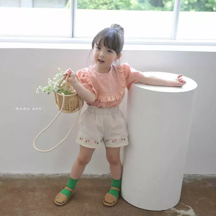 Momo Ann - Korean Children Fashion - #todddlerfashion - Flower Embroidery Shorts - 2