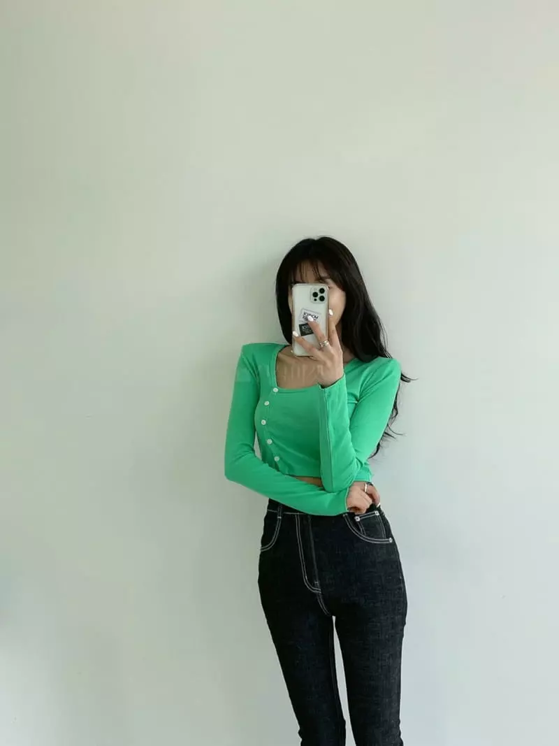Monroe - Korean Women Fashion - #momslook - Sasun Crop Cardigan