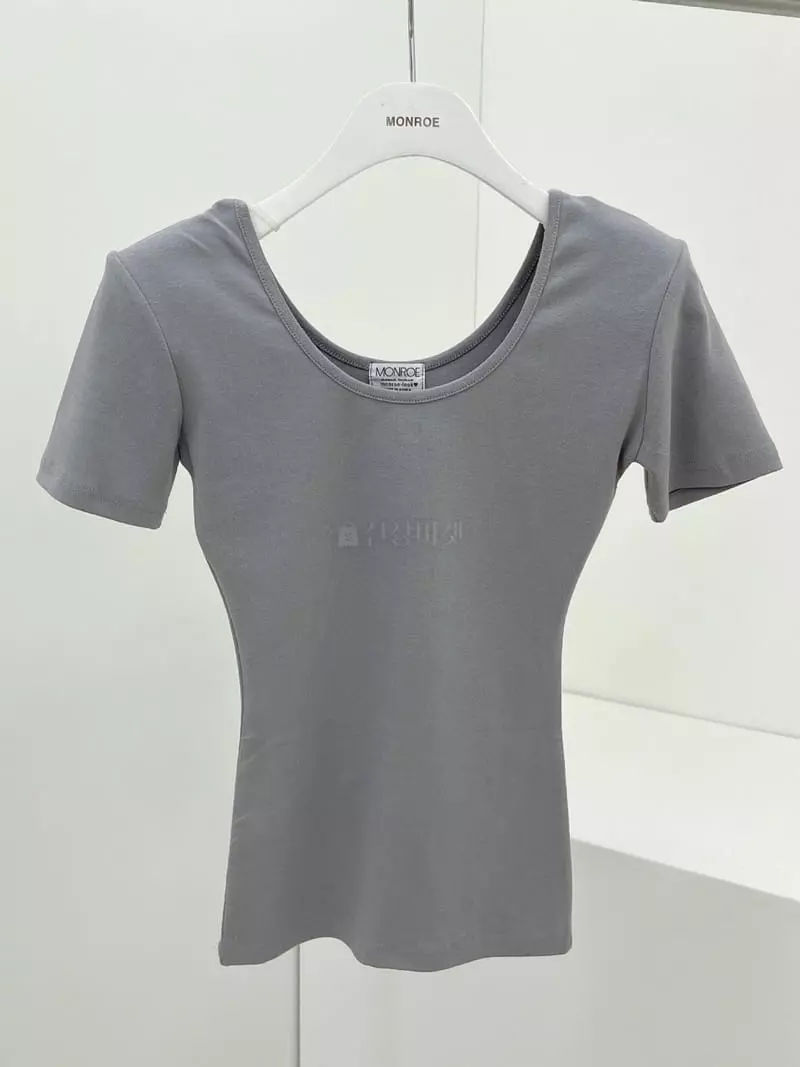 Monroe - Korean Women Fashion - #momslook - Short Sleeves U Neck Tee