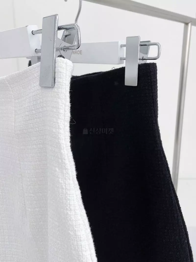 Monroe - Korean Women Fashion - #momslook - Cuc Color Shorts - 3