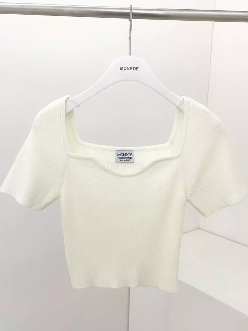 Monroe - Korean Women Fashion - #pursuepretty - Wave Rib Knit - 2