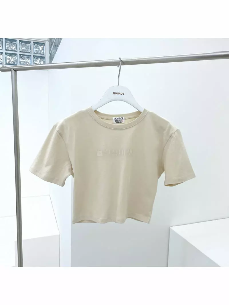 Monroe - Korean Women Fashion - #restrostyle - Regular Tee - 2