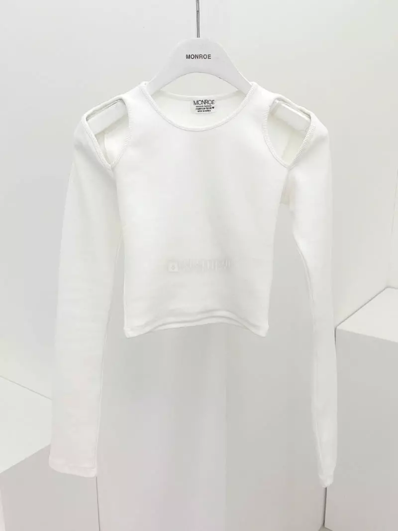 Monroe - Korean Women Fashion - #thatsdarling - Shoulder Bbung Tee