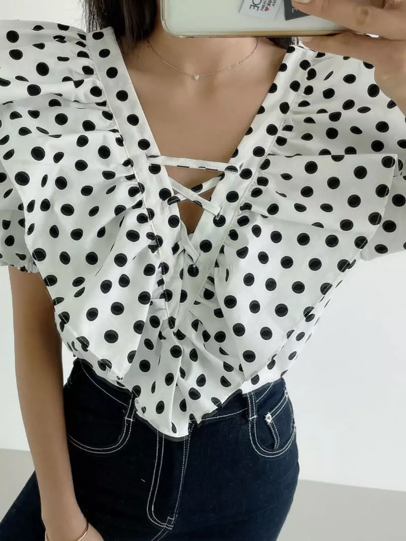 Monroe - Korean Women Fashion - #thelittlethings - Dot Pulin Blouse - 2