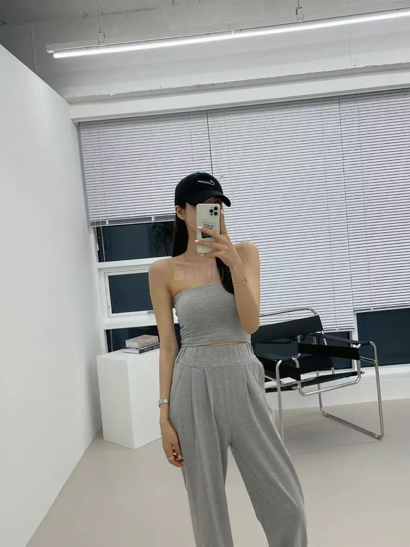 Monroe - Korean Women Fashion - #womensfashion - Volume Band Top - 3