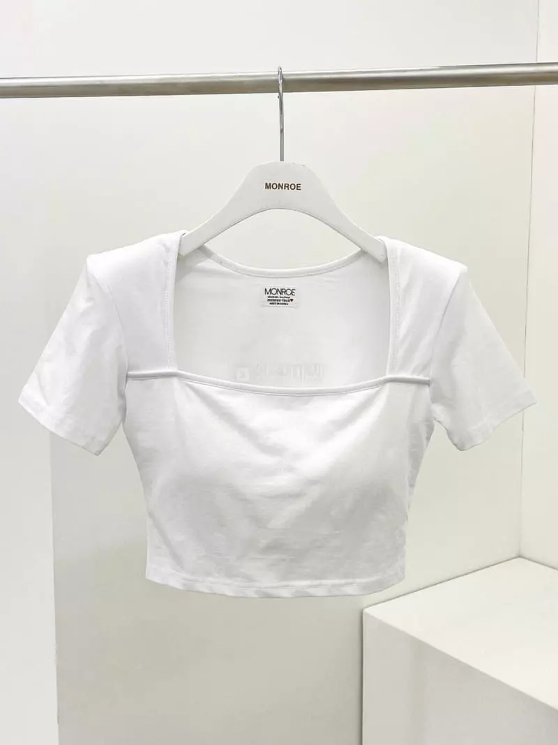 Monroe - Korean Women Fashion - #womensfashion - Short Sleeves Pad Tee