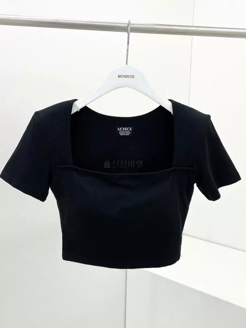 Monroe - Korean Women Fashion - #womensfashion - Short Sleeves Pad Tee - 3