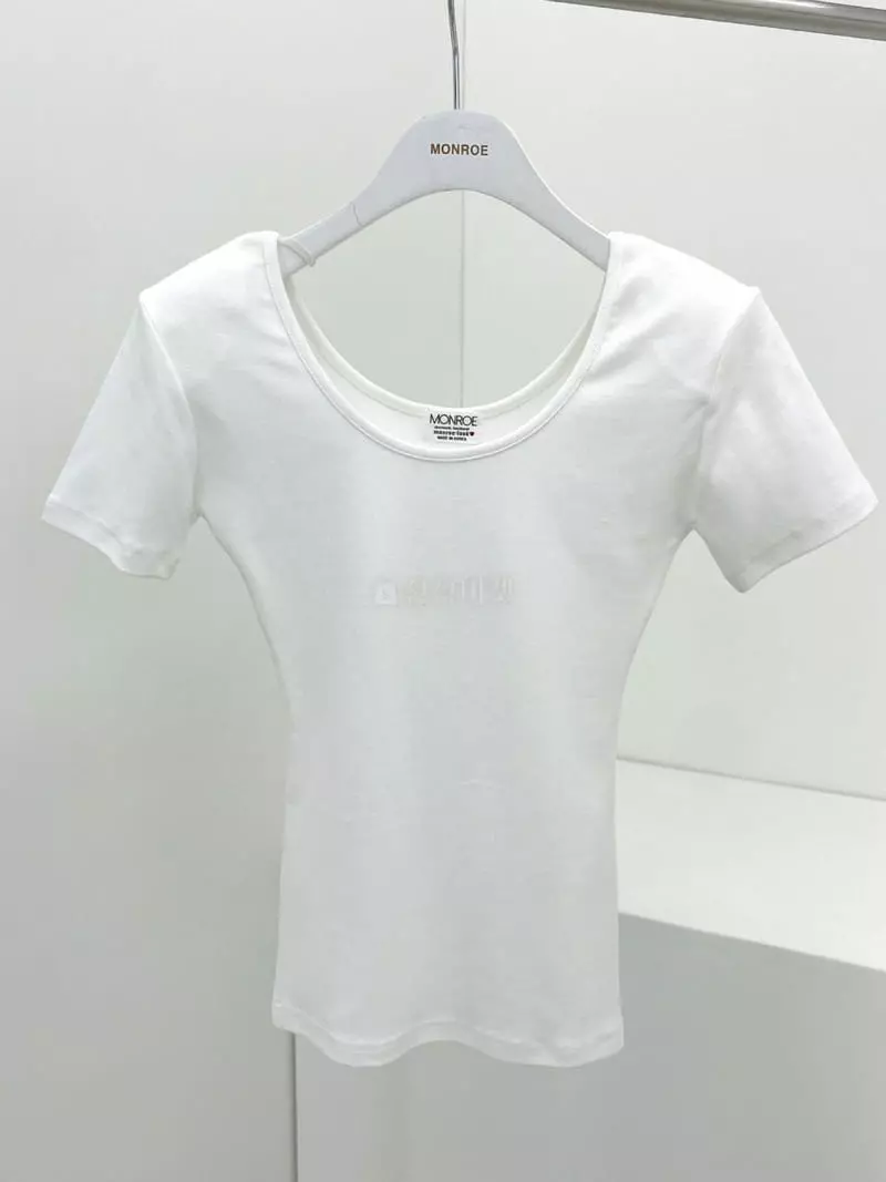 Monroe - Korean Women Fashion - #womensfashion - Short Sleeves U Neck Tee - 2
