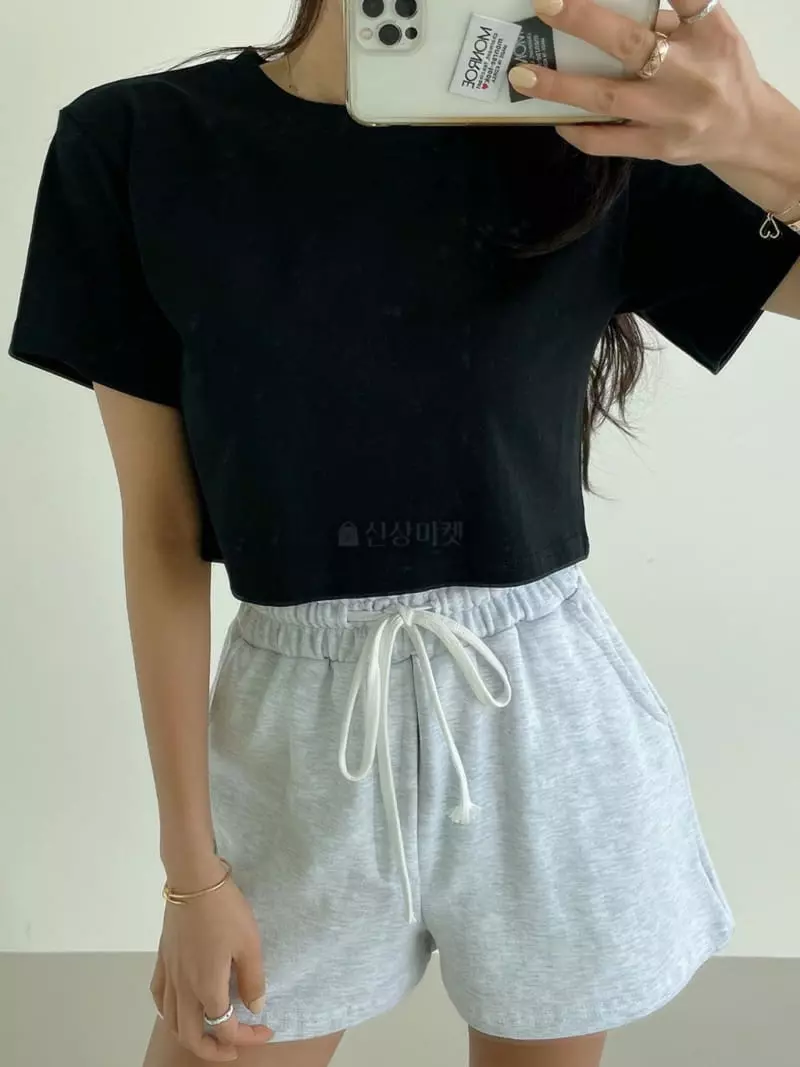 Monroe - Korean Women Fashion - #womensfashion - Color Dengo Shorts