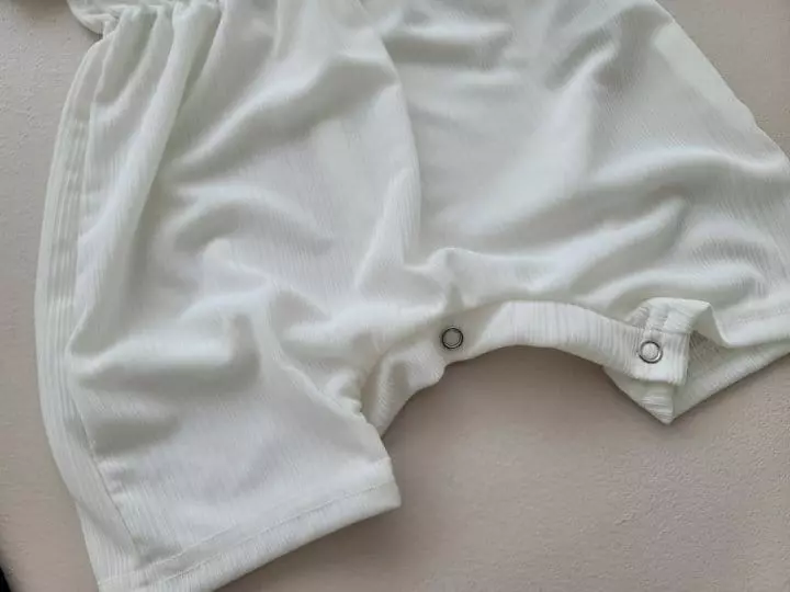 Moran - Korean Baby Fashion - #babyoutfit - Cool Pleats Bodysuit with Hairband - 5