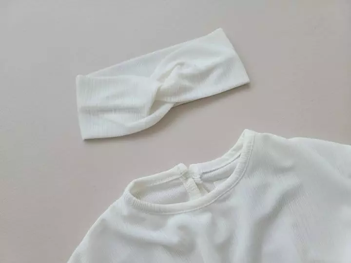 Moran - Korean Baby Fashion - #babywear - Cool Pleats Bodysuit with Hairband - 6