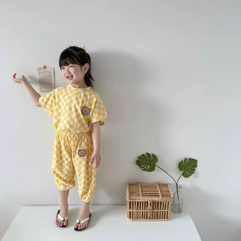 Moran - Korean Children Fashion - #childrensboutique - Ribbon Bear Top Bottom Set - 2