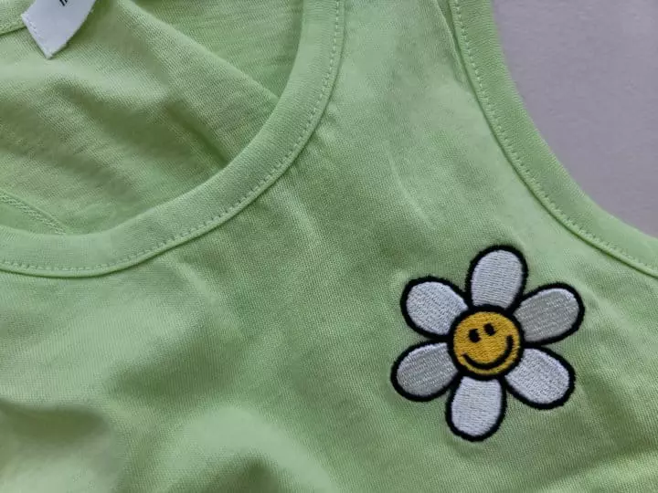 Moran - Korean Children Fashion - #kidsstore - Dasiy Mango Sleeveless - 6