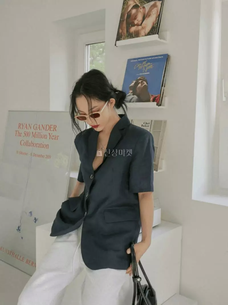 Mosaic - Korean Women Fashion - #momslook - Alio Boxy Jacket - 2