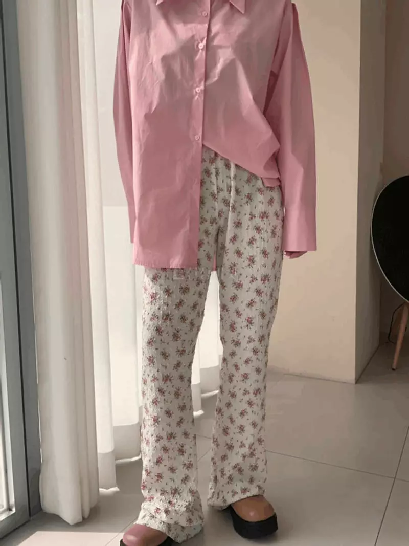 Mosaic - Korean Women Fashion - #pursuepretty - Flower Wrinkle Pants