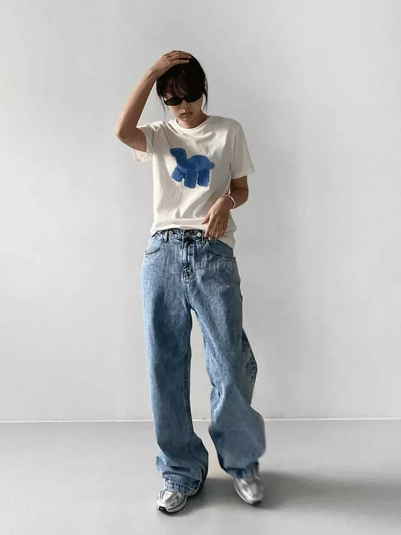 Mosaic - Korean Women Fashion - #restrostyle - Snow Button Jeans
