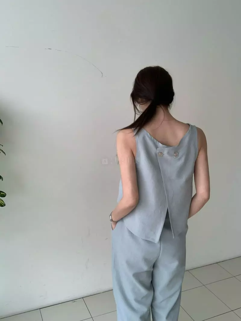 Mosaic - Korean Women Fashion - #romanticstyle - Cool Two Way Blouse - 3