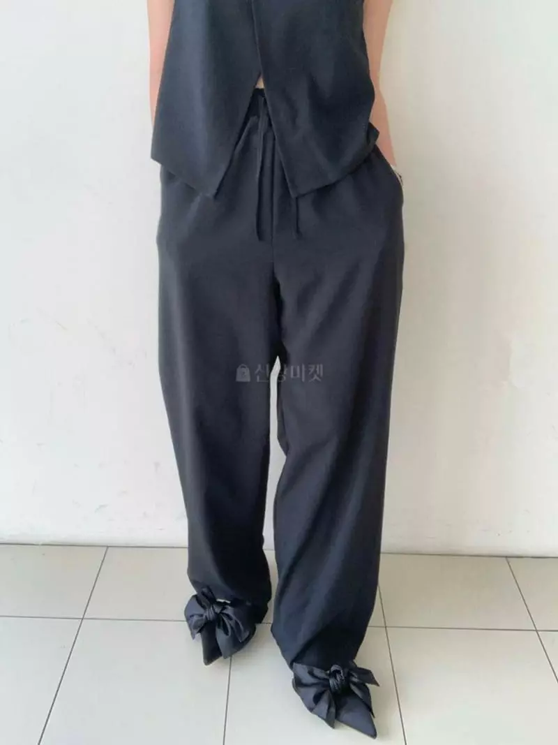 Mosaic - Korean Women Fashion - #romanticstyle - Cook Banding Wide Pants - 2