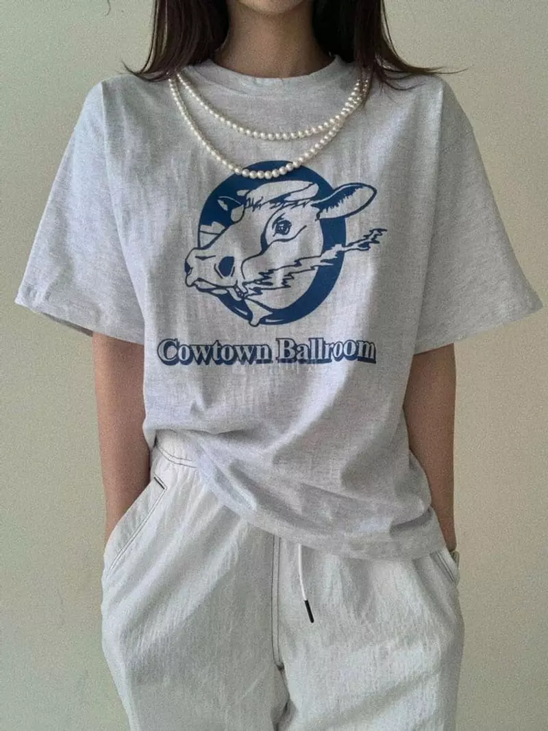 Mosaic - Korean Women Fashion - #thelittlethings - Cow Pearl Tee - 2