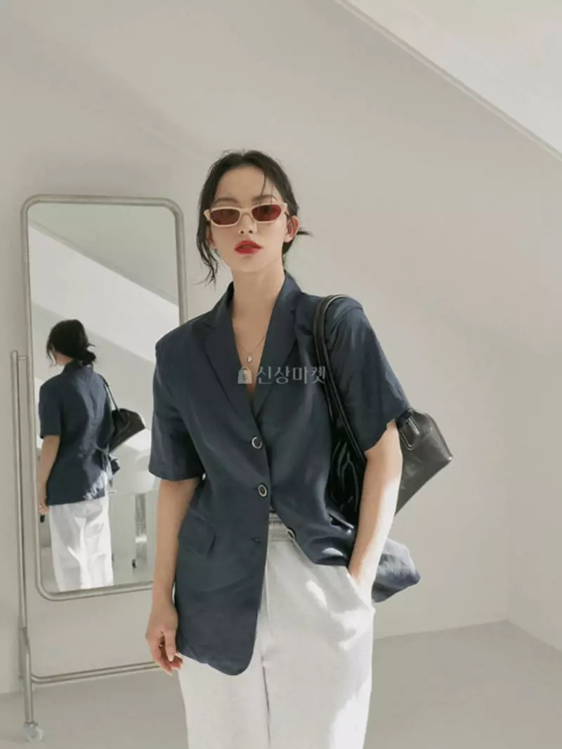 Mosaic - Korean Women Fashion - #womensfashion - Alio Boxy Jacket - 3