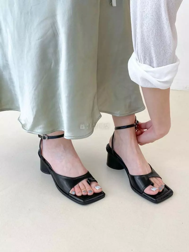 Onandon - Korean Women Fashion - #momslook - 5711 Sandals - 3