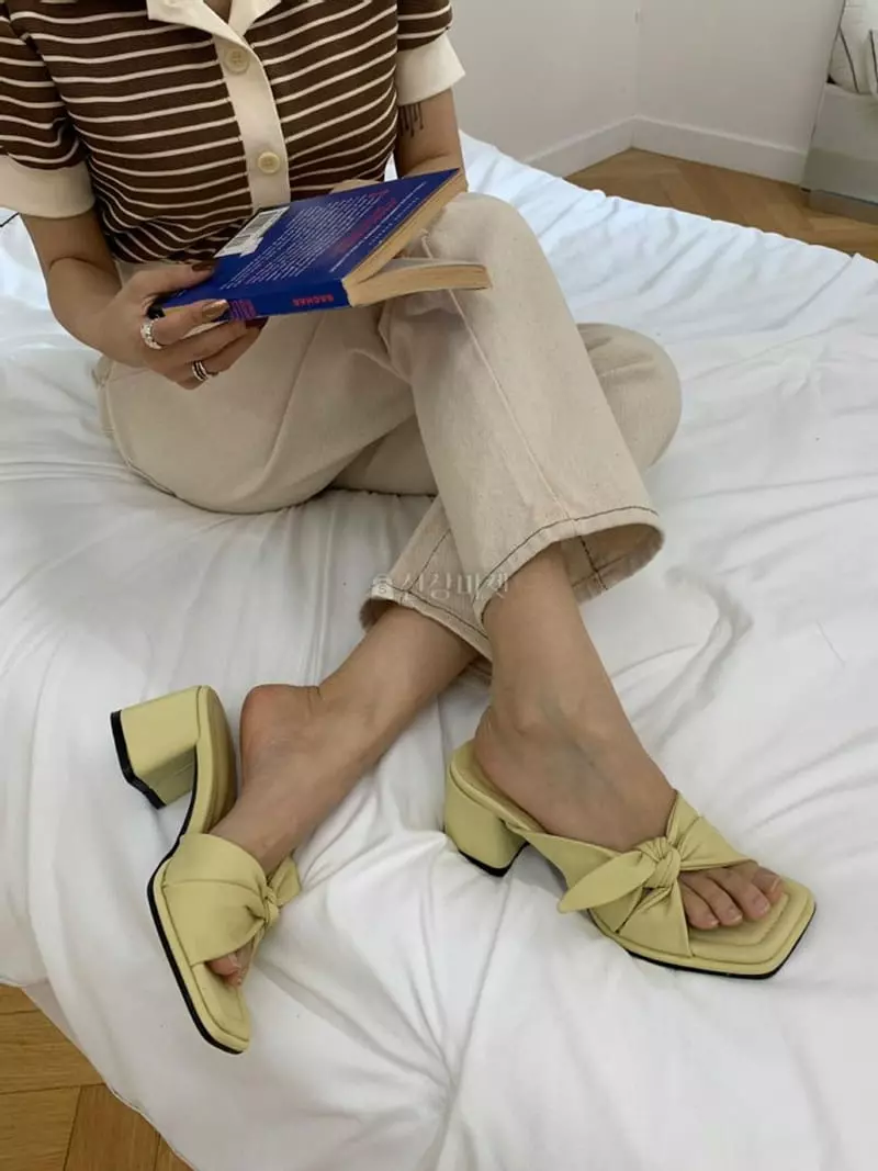 Onandon - Korean Women Fashion - #momslook - 2206 Sandals Mule - 2