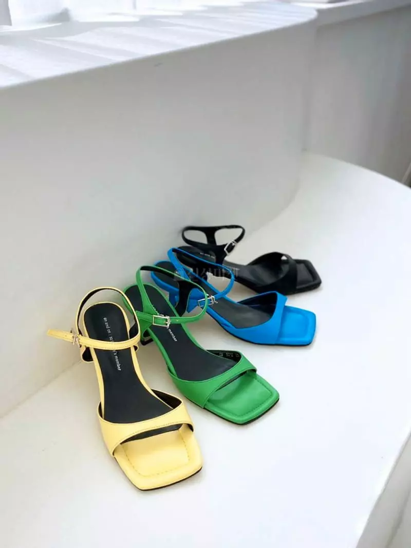 Onandon - Korean Women Fashion - #momslook - 9042 Merry Jane Sandals