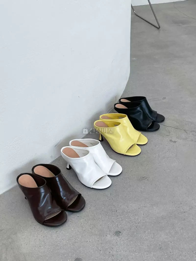 Onandon - Korean Women Fashion - #womensfashion - 2209 Sandals Mule - 2