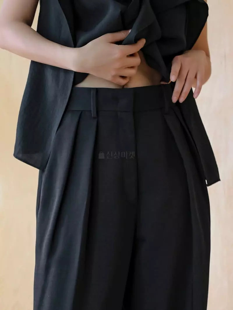 Paper Moon - Korean Women Fashion - #momslook - Summer Low Waist Pleats Trouser - 6