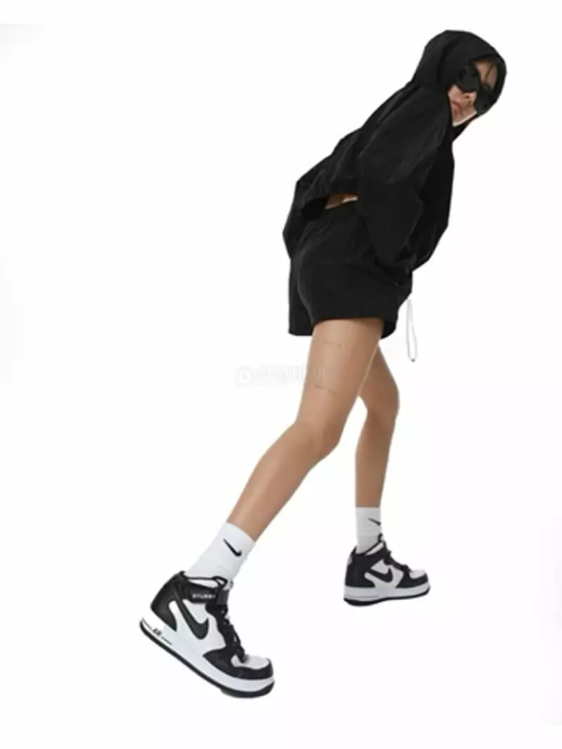 Paper Moon - Korean Women Fashion - #momslook - Metalic Shorts - 2