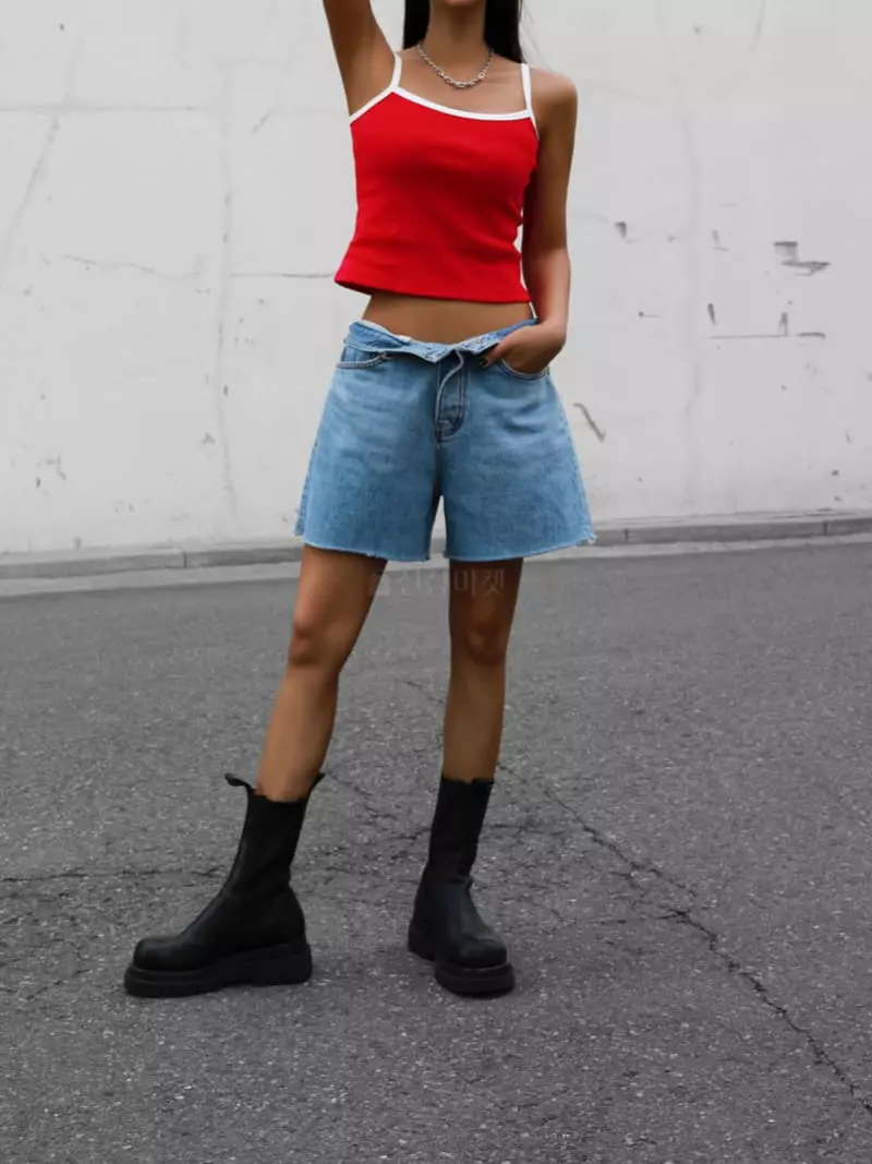 Paper Moon - Korean Women Fashion - #momslook - Cutted Detail Vintage Shorts - 2