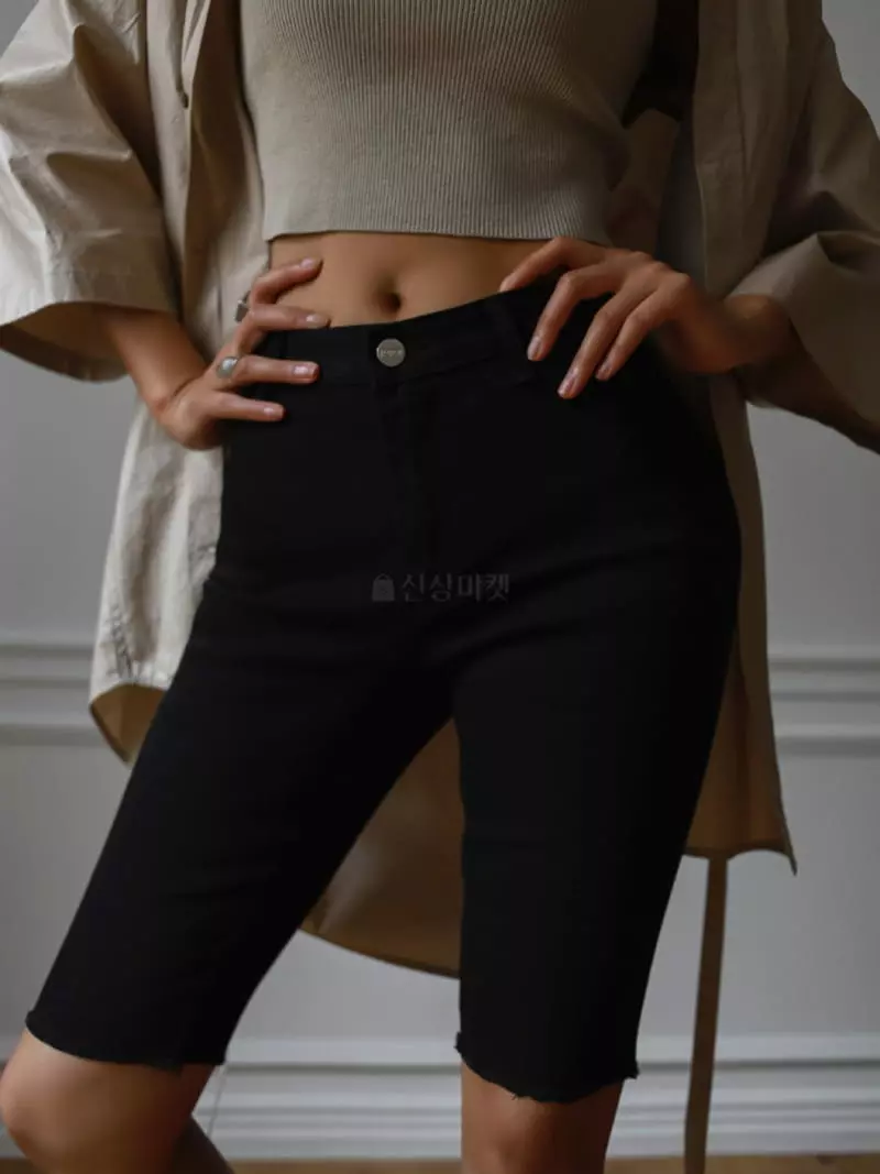 Paper Moon - Korean Women Fashion - #momslook - Black Shorts - 12
