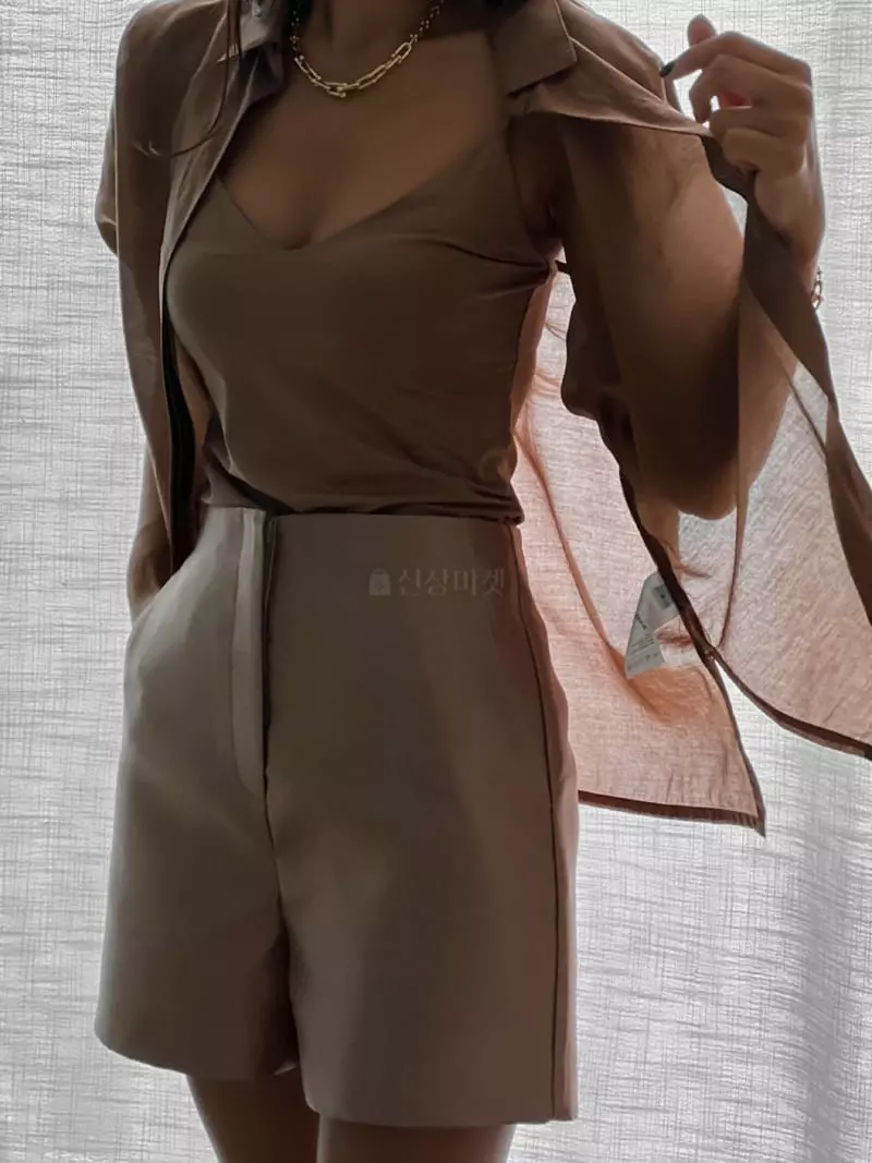 Paper Moon - Korean Women Fashion - #momslook - Classic High Waist Shorts - 5