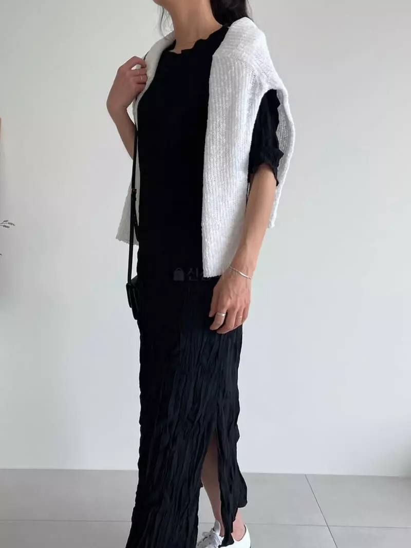 Ripple - Korean Women Fashion - #thelittlethings - Us One-piece - 4