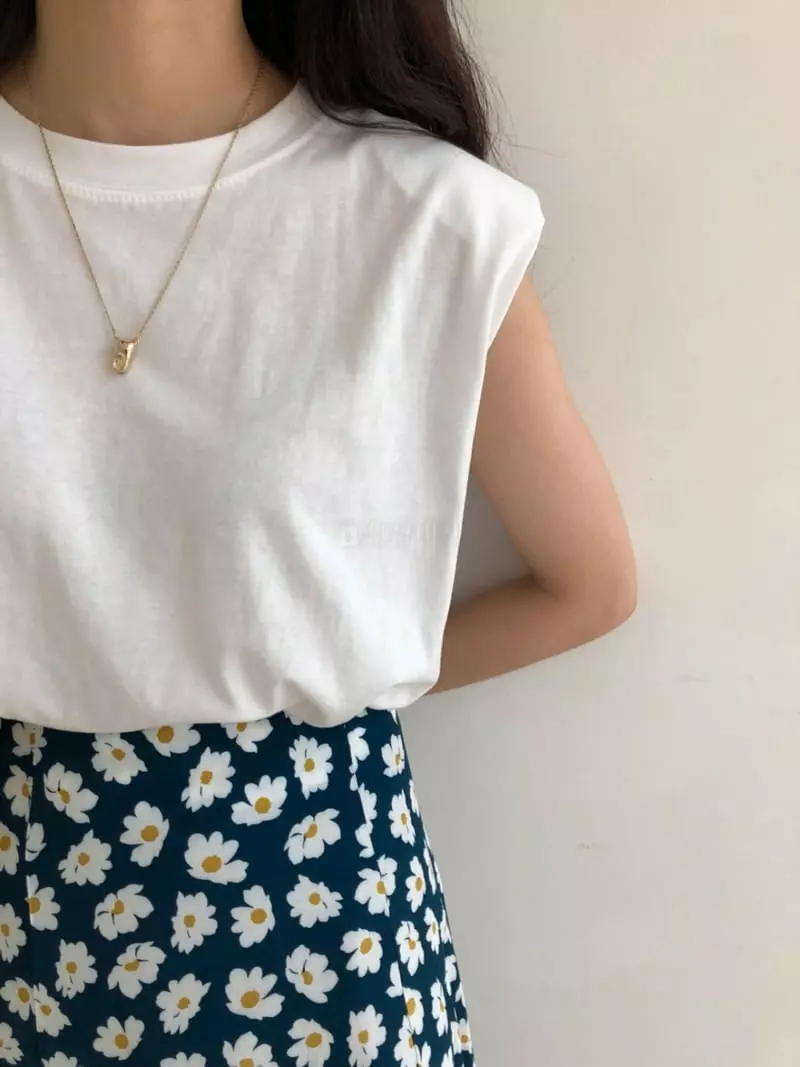 Ripple - Korean Women Fashion - #momslook - Chick Pad Sleeveless - 9