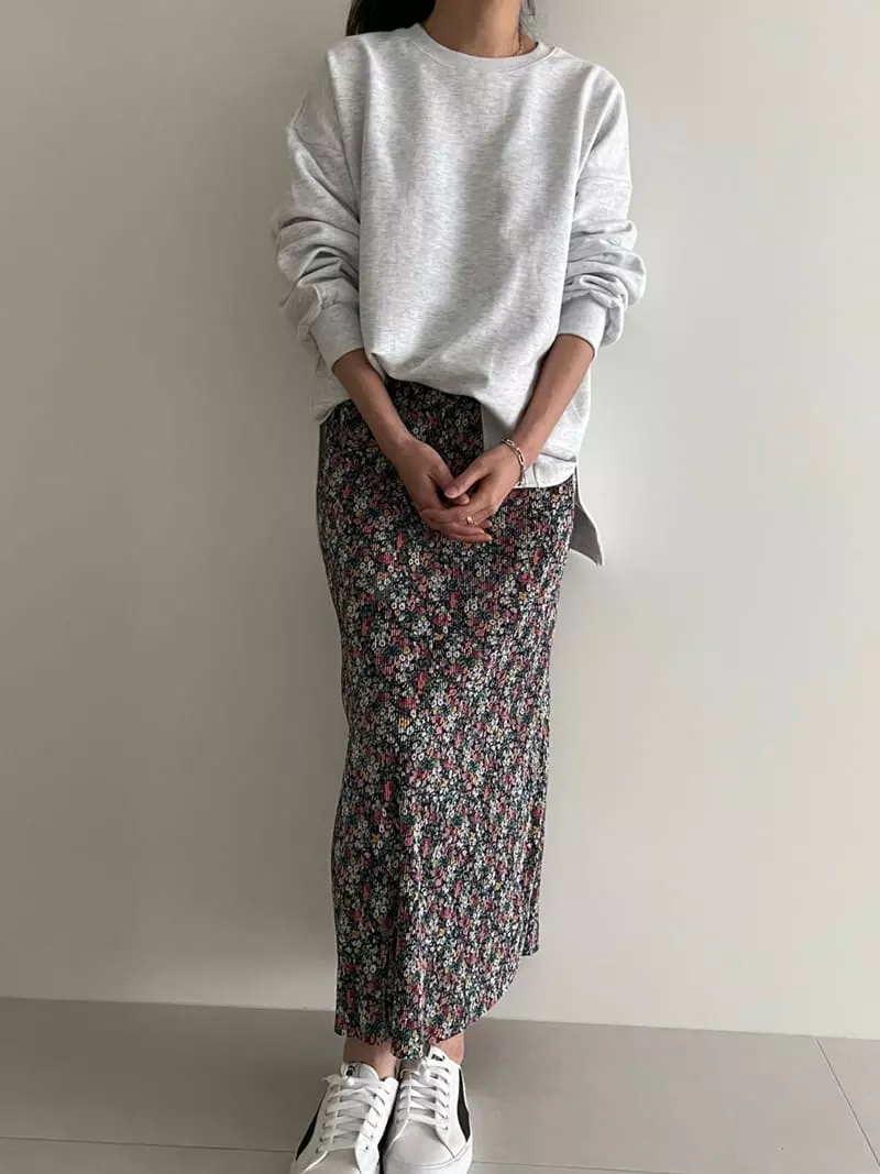 Ripple - Korean Women Fashion - #momslook - Pleats Flower Long Skirt - 11