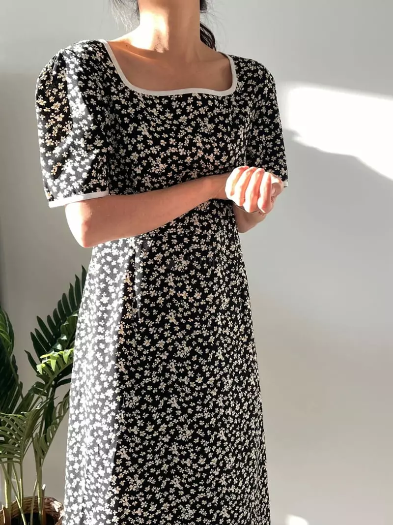 Ripple - Korean Women Fashion - #momslook - Flower One-piece - 9