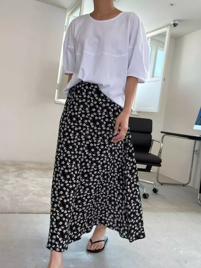 Ripple - Korean Women Fashion - #womensfashion - Lo Silket Tee - 4